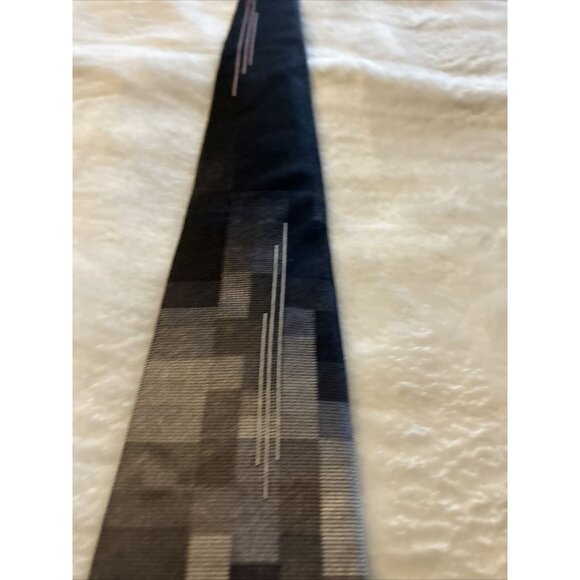 Covington Mens Necktie Handmade 100% Silk Stain Resistant Geometric Classic Tie - Picture 5 of 8